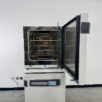 Thermo Scientific Heracell Vios 160i Doublestack CO2 Incubator image 3